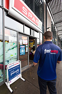 Parcel Connect and Fastway Couriers sign deal with delivery ...