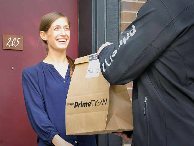 Amazon expands restaurant delivery service to Los Angeles