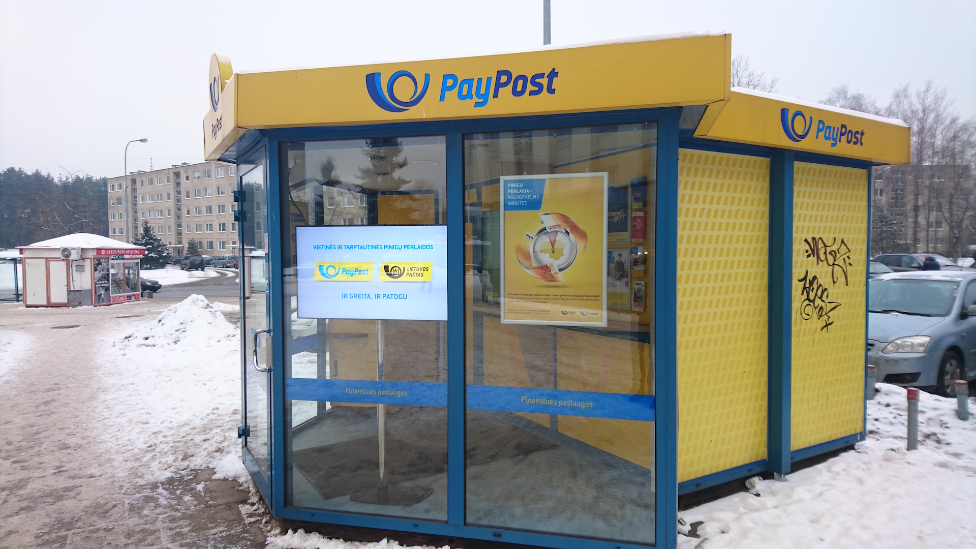 Lithuania Post deploys digital signage network