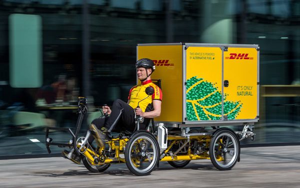 DHL pilots new “City Hub” concept – to support its inner-city deliveries by bicycle