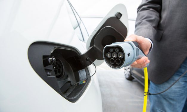 Government calls on UK councils to get involved in electric car charge-point funding scheme