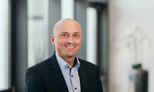 Zeppelin Rental using AX4 platform