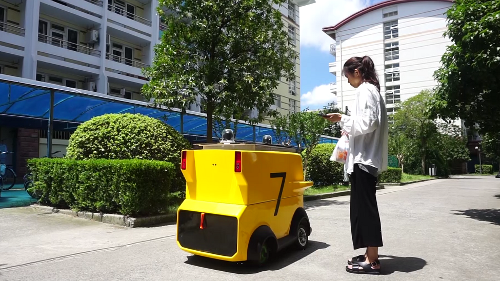 Meituan trials autonomous vehicles to cut delivery times