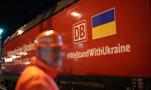 DB Schenker: making sure the huge international readiness to help reaches the people in Ukraine