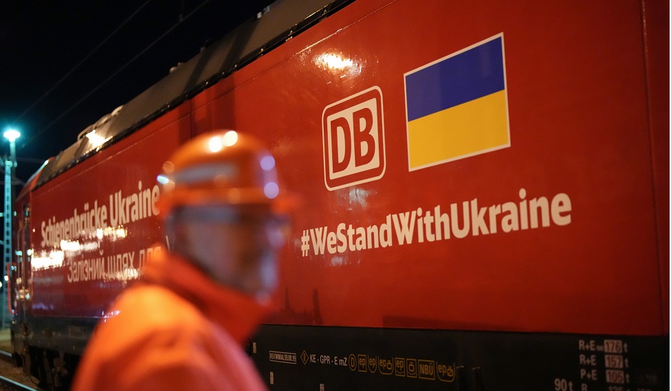DB Schenker: making sure the huge international readiness to help reaches the people in Ukraine