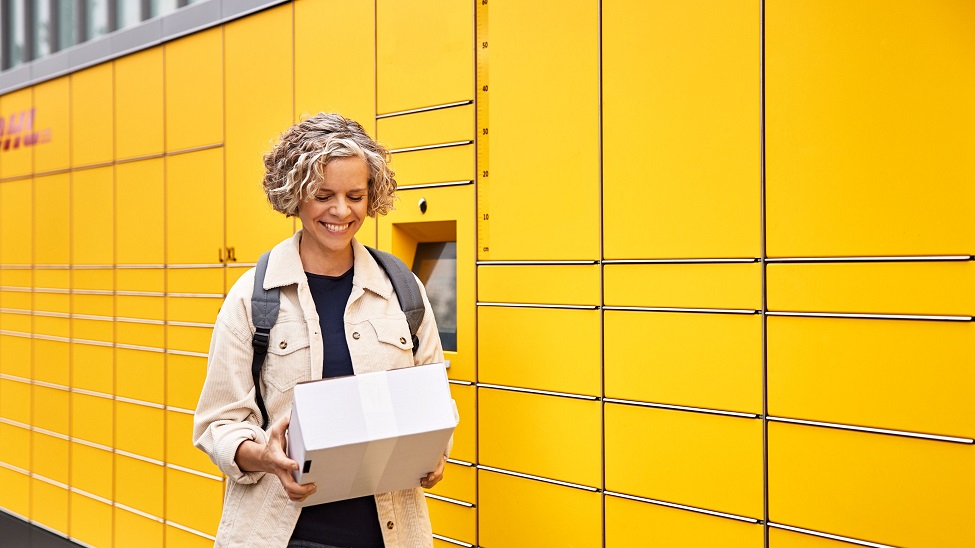 DHL Paket to offer business customers two new shipping options