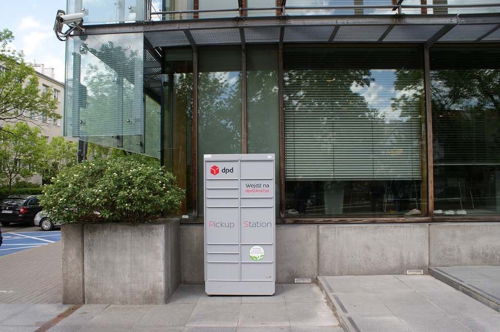 DPD Polska and SwipBox have rolled out more than 5,000 Infinity parcel lockers - Vimarsana News