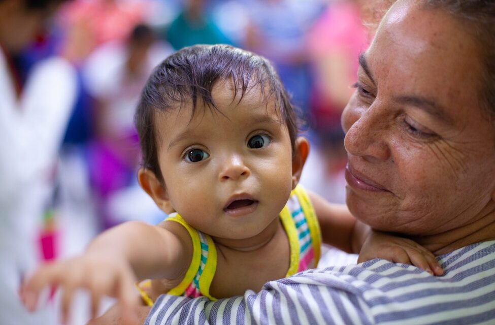  DHL Global Forwarding provides vital medical care to children in El Salvador