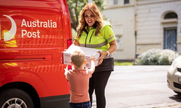 Australia Post brings back weekend deliveries for Peak