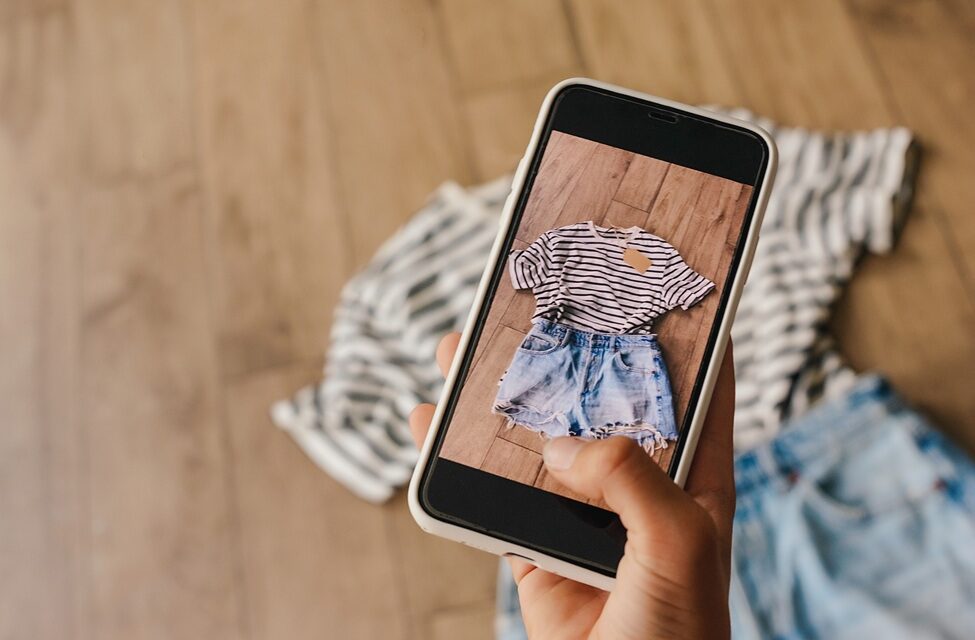 DHL eCommerce finds a quarter value the delivery choices available when collecting their preloved package