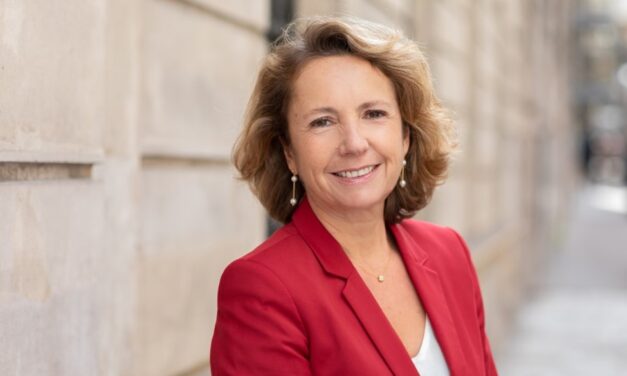 New CEO to continue to “develop and transform La Poste”