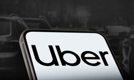 Uber cuts team by 10%
