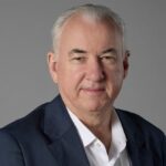 Australia Post CEO to step down
