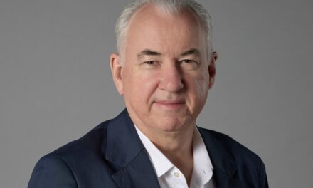 Australia Post CEO to step down